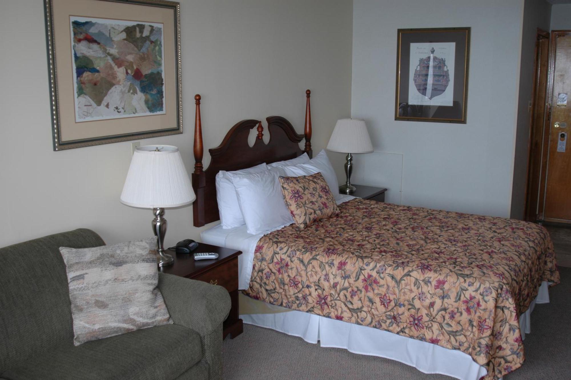 Admiral Digby Inn Restaurant&Cottages Extérieur photo