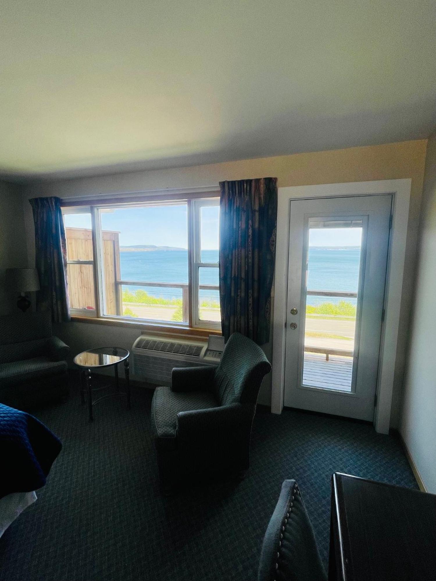 Admiral Digby Inn Restaurant&Cottages Extérieur photo