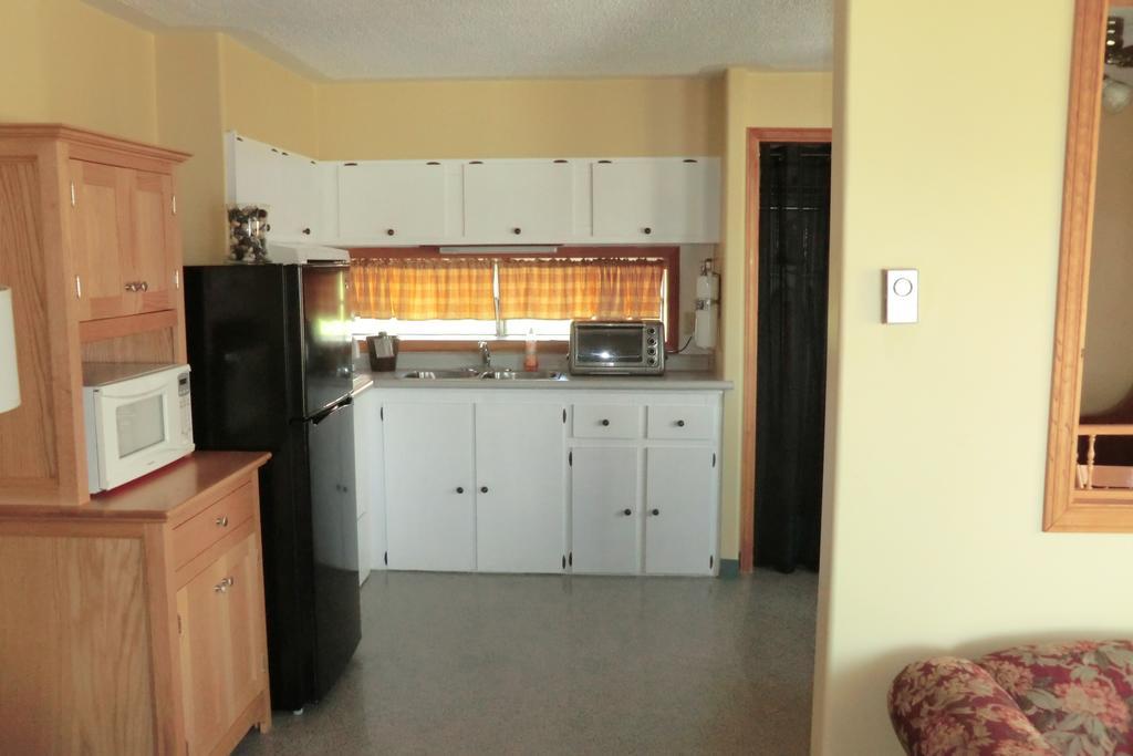 Admiral Digby Inn Restaurant&Cottages Extérieur photo