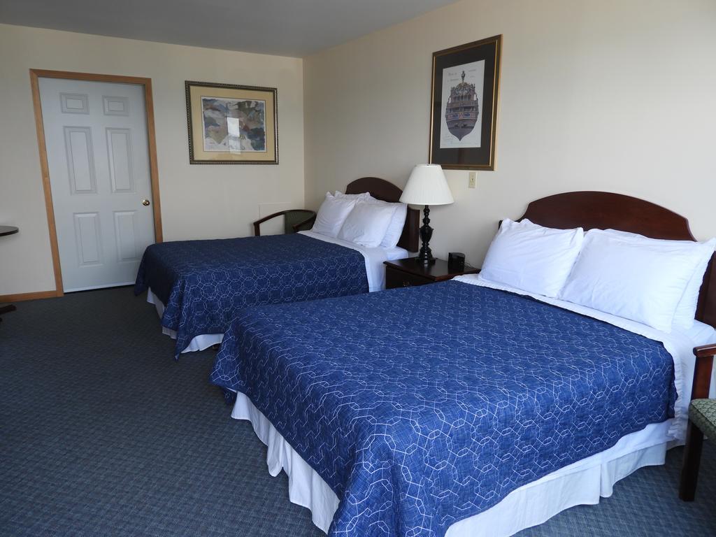 Admiral Digby Inn Restaurant&Cottages Extérieur photo