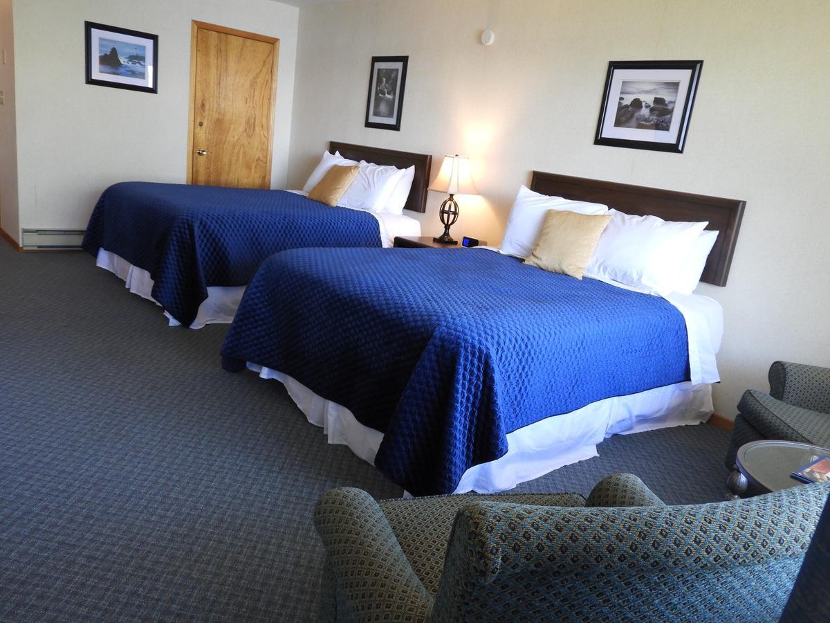 Admiral Digby Inn Restaurant&Cottages Extérieur photo